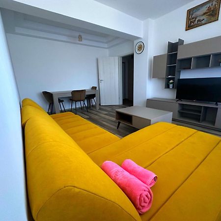In Apart Hotel Bukarest Eksteriør billede